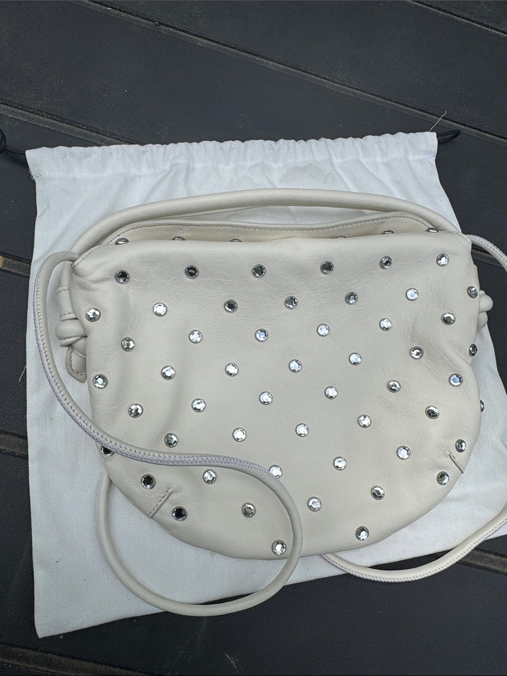 Freda Salvador crystal bag 🤍 - Picture 3 of 6